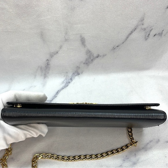 PRADA Wallet On Chain - Picture 13 of 17